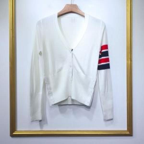 ニットコート 2026春夏は人気定番 トムブラウン 今年の正解大人気新作 THOM BROWNE  今っぽく新作アイテム