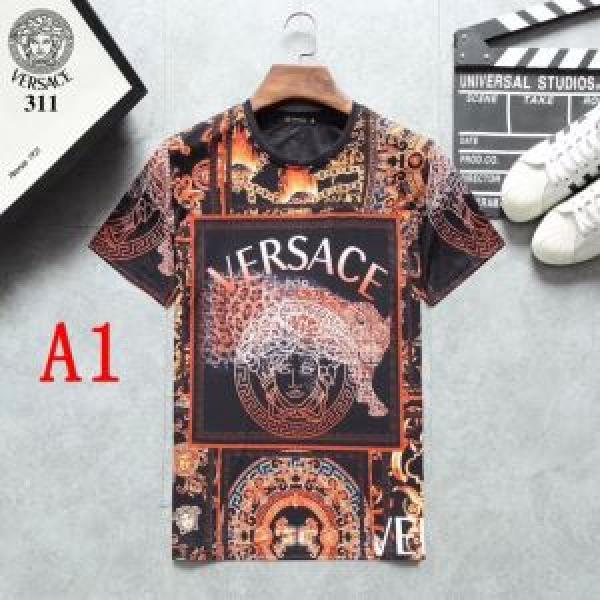 2026SSのトレンド商品 ヴェルサーチ夏キレ味をプラス VERSACE 3色可選 Tシャツ/半袖