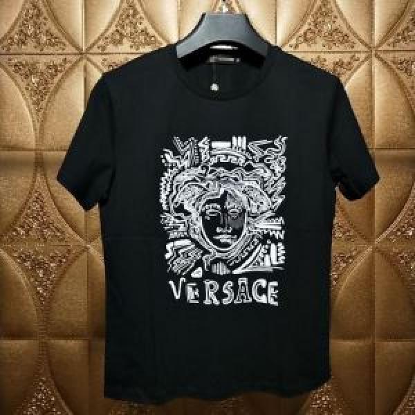 都市独特のトレンドアイテム VERSACE Tシャツ/半袖  ヴェルサーチ2026春夏人気トレンドアイテム