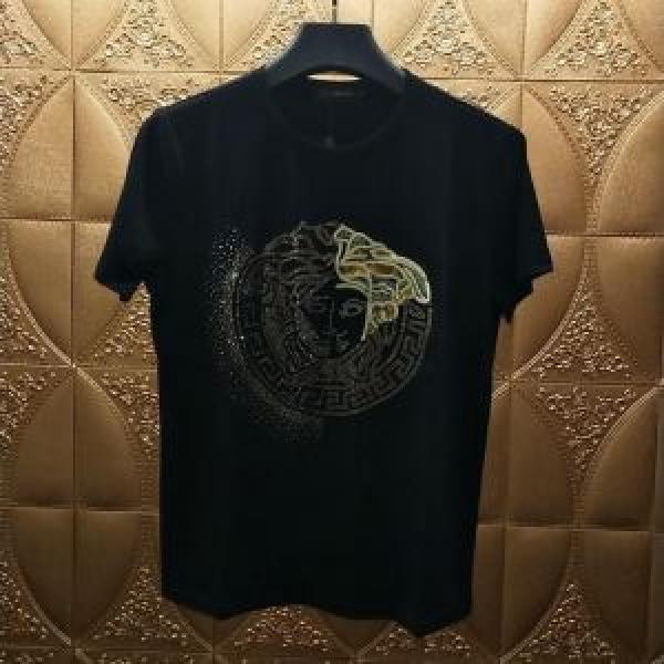 春夏トレンド ヴェルサーチ VERSACE 今季は特に注目ファション Tシャツ/半袖 2026年春夏