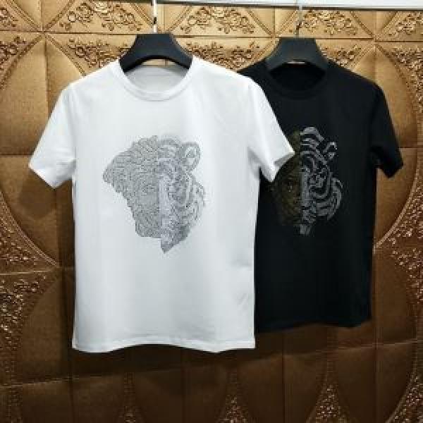 最新のトレンドブランド人気的 Tシャツ/半袖 2色可選 ヴェルサーチ 2026春夏の大注目トレンド VERSACE