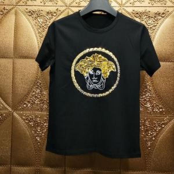 ヴェルサーチ注目度が高まり最新コレクション VERSACE Tシャツ/半袖  この夏絶対欲しい