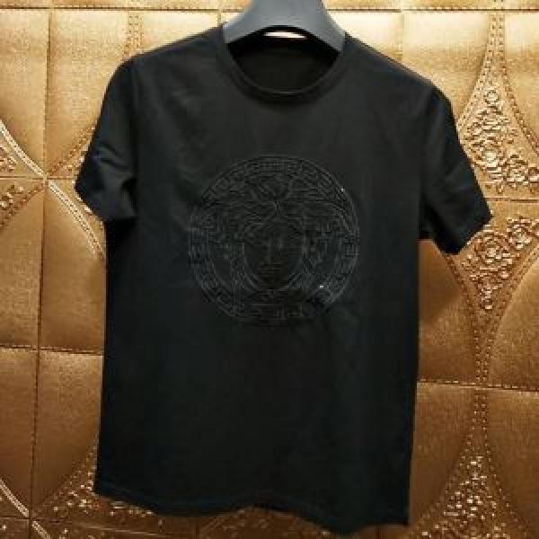 トレンドアイテムとして継続 ヴェルサーチ 2026夏ファション新品 VERSACE Tシャツ/半袖