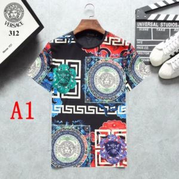2025年夏の一押しファッションアイテム ヴェルサーチ VERSACE Tシャツ/半袖 3色可選