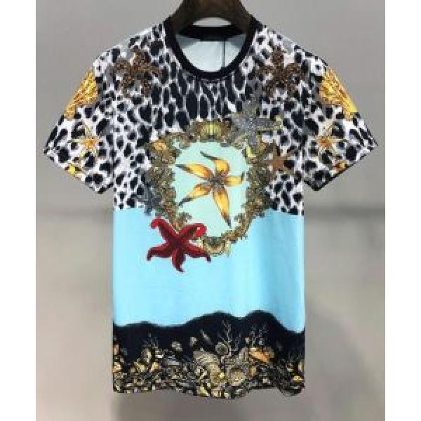 春夏の流行り2026新品 ヴェルサーチ最新で完売確実 VERSACE Tシャツ/半袖 すごく稀少カラー