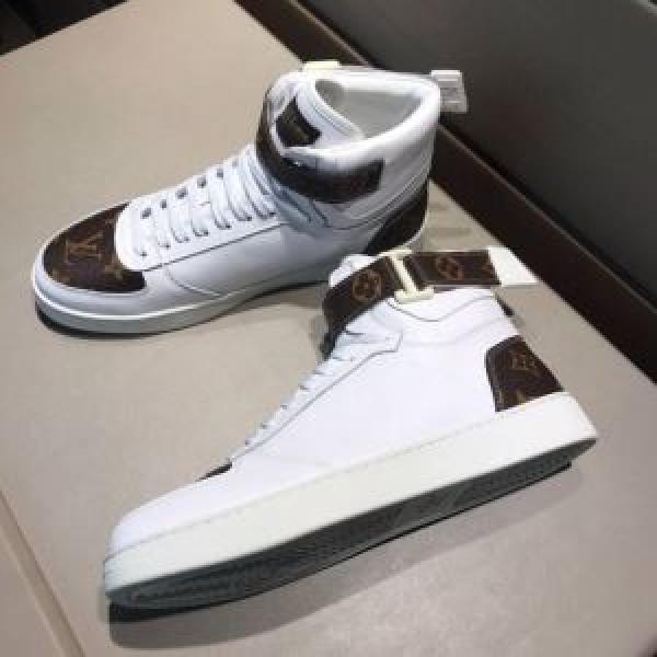 ハイトップシューズ ルイ ヴィトン LOUIS VUITTON まずは定番！人気アイテム 2025春夏トレンドアイテム