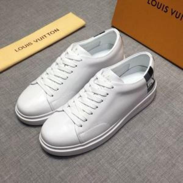 2026春夏のトレンド新商品 ルイ ヴィトン LOUIS VUITTON カジュアルシューズ 2色可選 魅力的なカラー使い