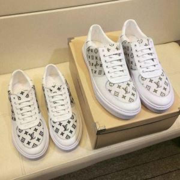 暑い季節も大活躍 《2026年》今、注目のストリート ルイ ヴィトン LOUIS VUITTON カジュアルシューズ 2色可選