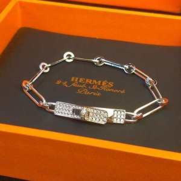 オシャレ印象で人気の高い  2026即旬な装いに エルメス HERMES ブレスレット きちんと感が抜群.228.