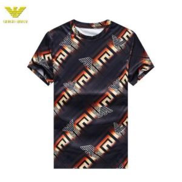 春夏のトレンドアイテム アルマーニ ARMANI 大人カジュアル夏ファッション2026半袖Tシャツ 抜け感のあるキレイめ