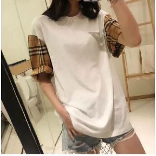 バーバリー 今から夏まで活躍する BURBERRY 2026春夏も引き続きトレンドTシャツ/ティーシャツ 2色可選 大人のこなれた着こなし
