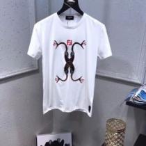 春夏の流行り2025新品  Tシャツ/半袖FENDI 3色可選 上品な涼やかさある印象に フェンディ