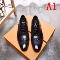 サルヴァトーレフェラガモ FERRAGAMO 大胆にデザインオシャレ新品 ビジネスシューズ派手すぎず 3色可選 【2026年】夏のファッション