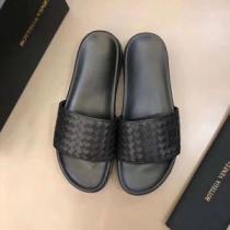 サンダル 気持ちいい真夏日にぴったり ボッテガ ブランド BOTTEGA VENETA 風通しのよい 【2026春夏】最新コレクション