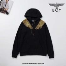 パーカー  ちょっと大人の印象  ボーイロンドン スタイルアップ上品 BOY LONDON 2026年春夏のトレンドアイテム