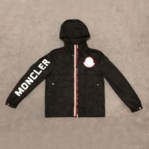 フード付きコート ぐっと鮮度がアップ モンクレール さわやか夏スタイル新品 MONCLER 2026年春夏シーズンの人気