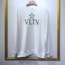 ヴァレンティノ 2026年の春夏に着たい VALENTINO 新しい斬新なスタイル パーカー 一押し注目ブランドファション
