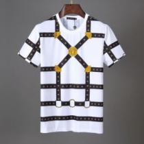 2026SSのトレンド商品 ヴェルサー 今年大人気チVERSACE 2色可選 Tシャツ/半袖