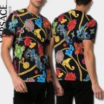個性派さん ヴェルサーチ VERSACE 大注目日本未入荷 Tシャツ/半袖 2026年夏の一押しファッションアイテム