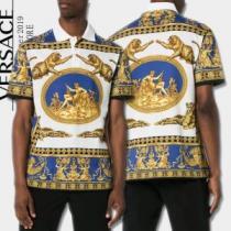 2026年春夏シーズンの人気 ヴェルサーチ 今流行りの最新コレクション VERSACE Tシャツ/半袖