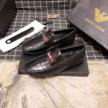 2026年春夏のトレンドアイテム る春夏おすすめの人気商品 アルマーニ ARMANI カジュアルシューズ