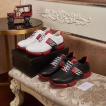 春夏のトレンドアイテム プラダ PRADA カジュアルシューズ 2色可選 2026春夏も引き続きトレンド