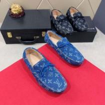 一気にトレンド感満載な着こなし 2026夏ファション新品 ルイ ヴィトン LOUIS VUITTON カジュアルシューズ 2色可選