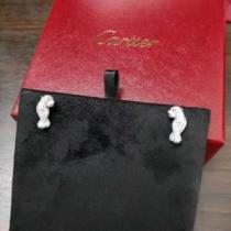 定番のスタイル春夏限定 ピアス 風通しの良いフレア カルティエ CARTIER 大人カジュアル夏ファッション2026.225.