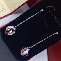 カルティエ CARTIER 優しい雰囲気スタイリッシュに ピアス 【2026年】夏のファッション 今季流行りの人気新作.225.