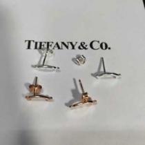 2色可選 トレンド感があって涼しげ ティファニー Tiffany&Co ファッションにトレンド 2026年最新ファッション ピアス.220.