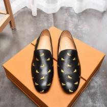 2色可選 カジュアルシューズ フェンディ FENDI 今期注目のブランドトレンド 2026春夏トレンドアイテム