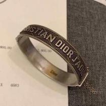 ディオール DIOR  夏ファッションのおすすめ ブレスレット 2026年夏の一押しファッションアイテム.219.
