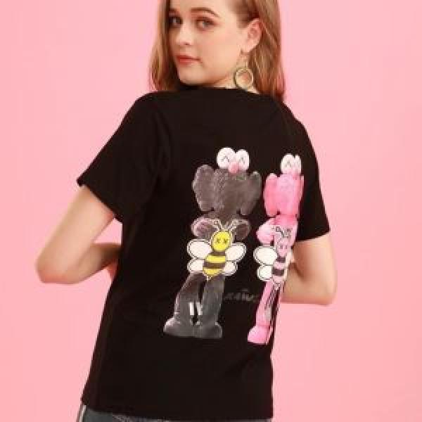半袖Tシャツ 夏っぽさ新作アイテム ディオール DIOR 2026春夏トレンドアイテム 2色可選  元気な印象のコーデ