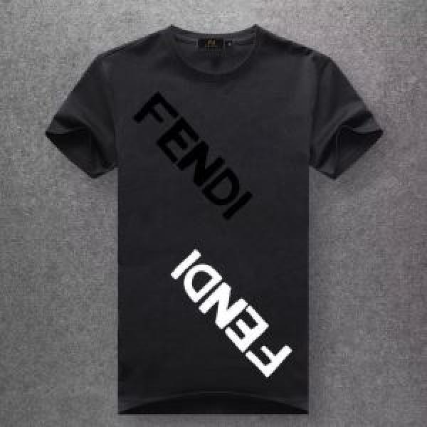 フェンディ FENDI 優しい雰囲気スタイリッシュに 半袖Tシャツ  【2026年】夏のファッション 多色可選 派手すぎず