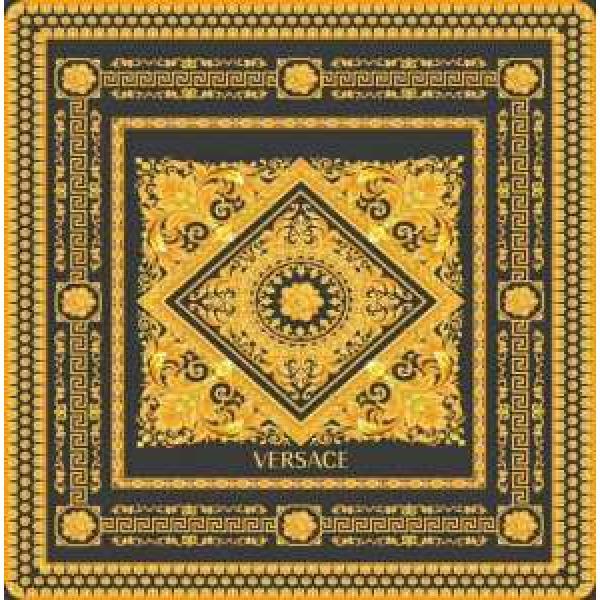 夏に良く似合うちょっと新品 ヴェルサーチVERSACE 2026年春夏流行ファッション ラグカーペット冬の足元はますますほっこり