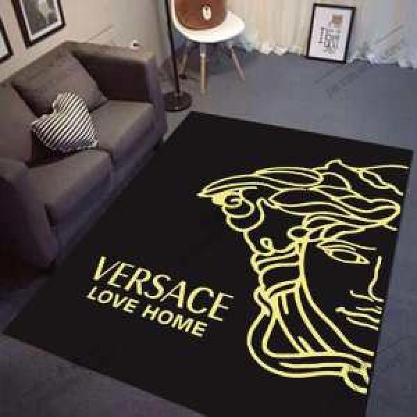 ヴェルサーチ 踏み上げして心地良い感じるVERSACE オールシーズン快適な使い心地 ラグカーペット 2026夏ファション新品