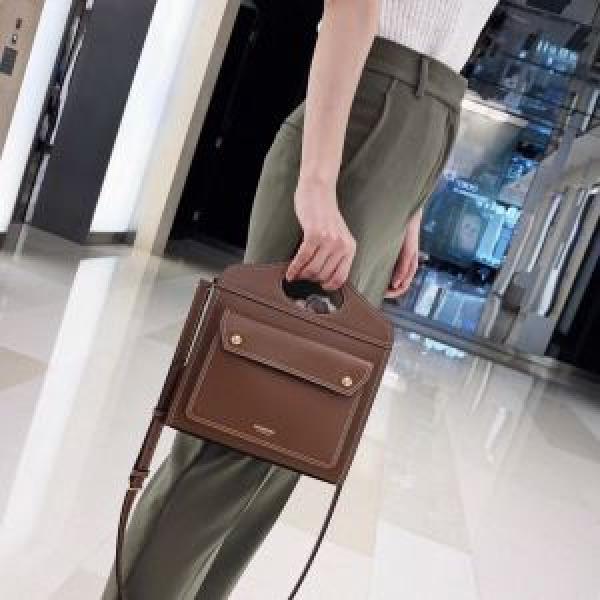 暑い今こそ活躍させたい！ バーバリー BURBERRY レディースバッグ 今年春夏ファション流行り 2025SSのトレンド商品.48..48.
