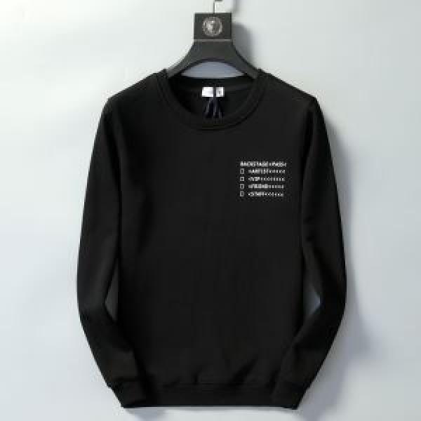 爽やかすぎない大人の印象に モンクレール MONCLER プルオーバーパーカー 2色可選 この夏は注目新作