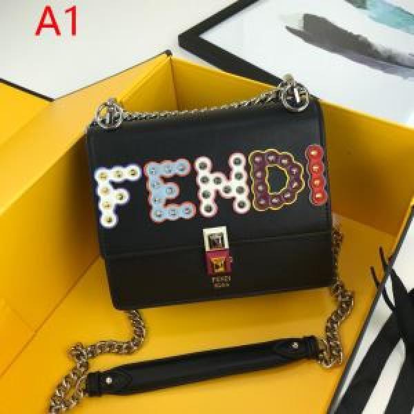 フェンディ FENDI ぜひ今年のトレンドをチェック レディースバッグちょっと大人の印象 多色選択可 2026年春夏流行ファッション.150.