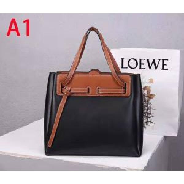 ロエベ LOEWE キレイめ感が強い 多色選択可  風通しの良いフレア レディースバッグ 春夏の流行り2026新品.148.