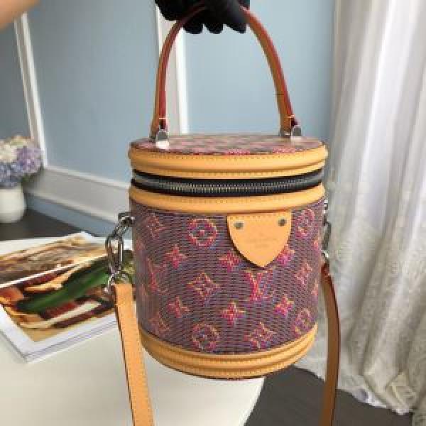 季節をまたい新作アイテム ルイ ヴィトンカジュアルさ  LOUIS VUITTON  レディースバッグ 2色選択可 2026即旬な装いに.49..49..49..49..49..49..49..49..49..49.