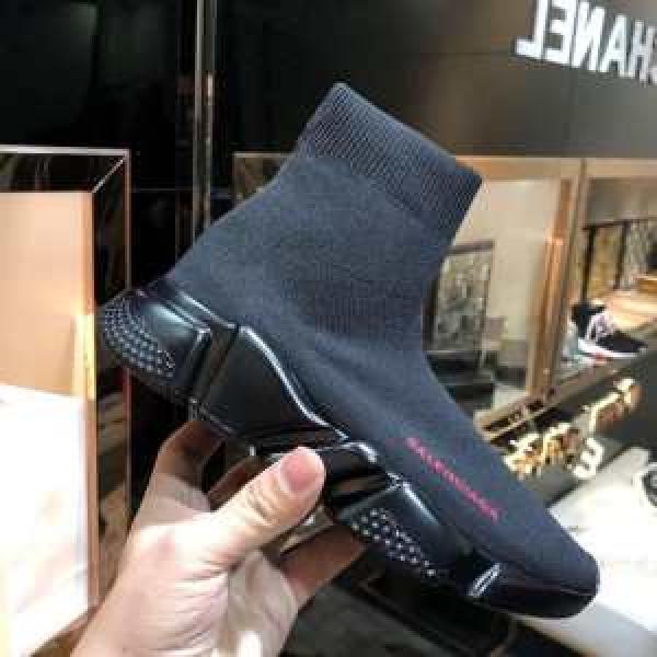 夏らしい抜け感を演出し BALENCIAGA Speed Trainer バレンシアガ スピードトレーナー メンズ スニーカー