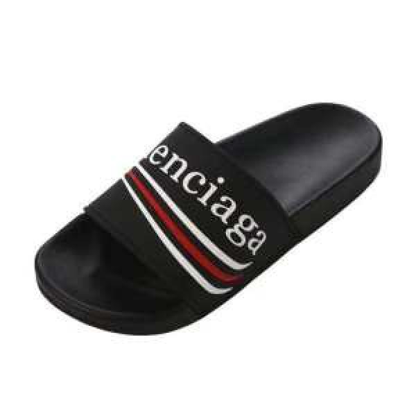 サンダル この夏は注目新作 バレンシアガ BALENCIAGA  2026年夏の一押しファッションアイテム