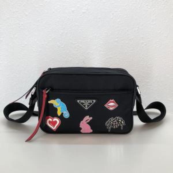 オススメしたい最新注目ファション レディースバッグ 2026年春夏シーズンの人気 プラダ PRADA 夏ファッションをおしゃれに楽しもう.68.