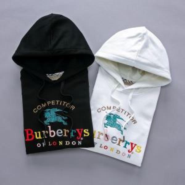 2色可選 今季トレンド新作はこれ バーバリー 秋冬に大注目のカラー BURBERRY 2026秋冬最重要アイテム パーカー もちろん相性抜群