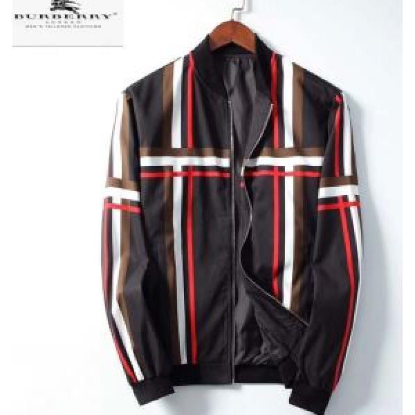 優しいのに存在感 ハーフコート 2026秋に注目したい バーバリー ファッショントレンドを早速チェックBURBERRY 毎日はちょっとイイ秋冬新品