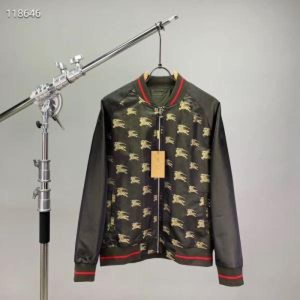 バーバリー BURBERRY 今季トレンド新作はこれ ハーフコート 2026秋冬最重要アイテム  カジュアルコーデオシャレ