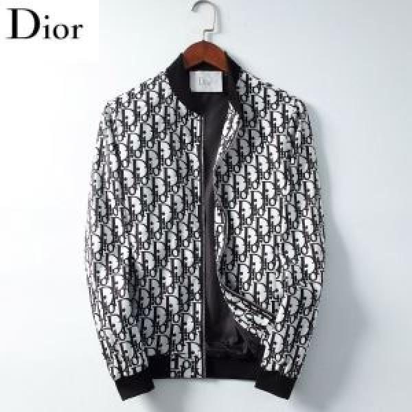 ディオール今季トレンドをうまく取り  DIOR お洒落で秋冬注目トレンド  ハーフコート  2026トレンドファッション新品