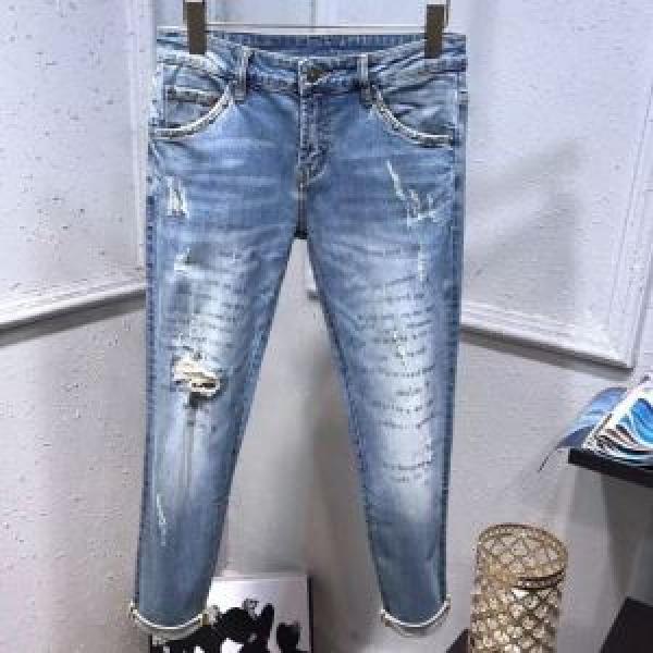 LOUIS VUITTON  ジーパン パンツ カジュアルファッションを楽しもう ルイ ヴィトン  2026SS 大人らしく仕上げ