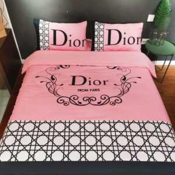 秋っぽさも演出 ディオール DIOR 暖かみを感じるコーデになる 寝具4点セット 2026年秋冬に欠かせない